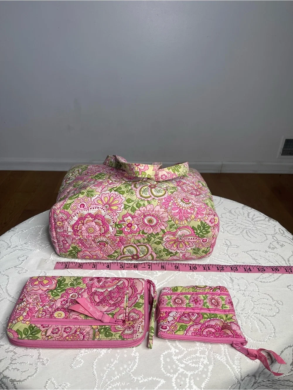 🌸 Vera Bradley Tote Bag & Matching Pouches Set in 